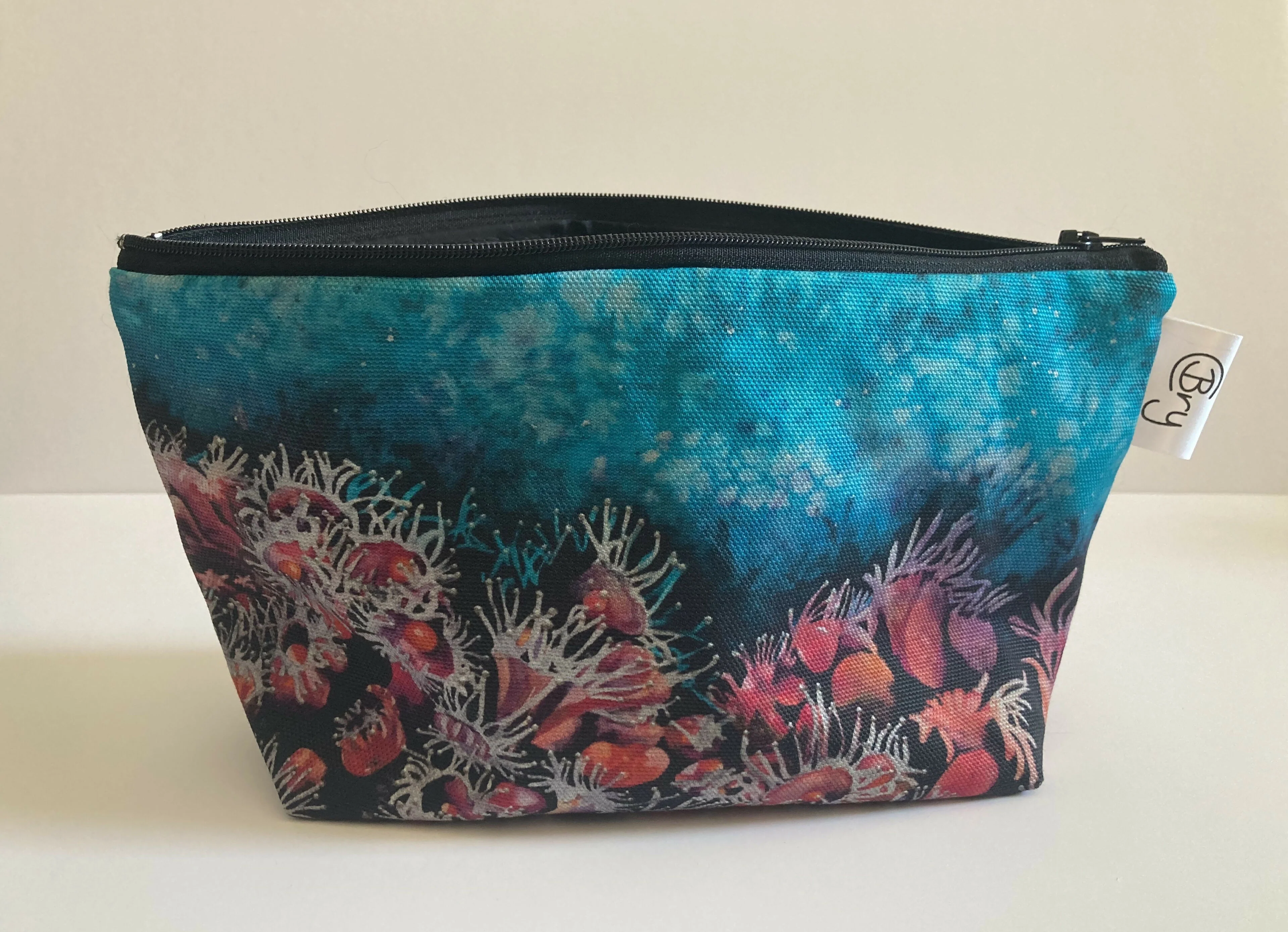 Jewel Anemones - Make-up/Wash bag - Image 3