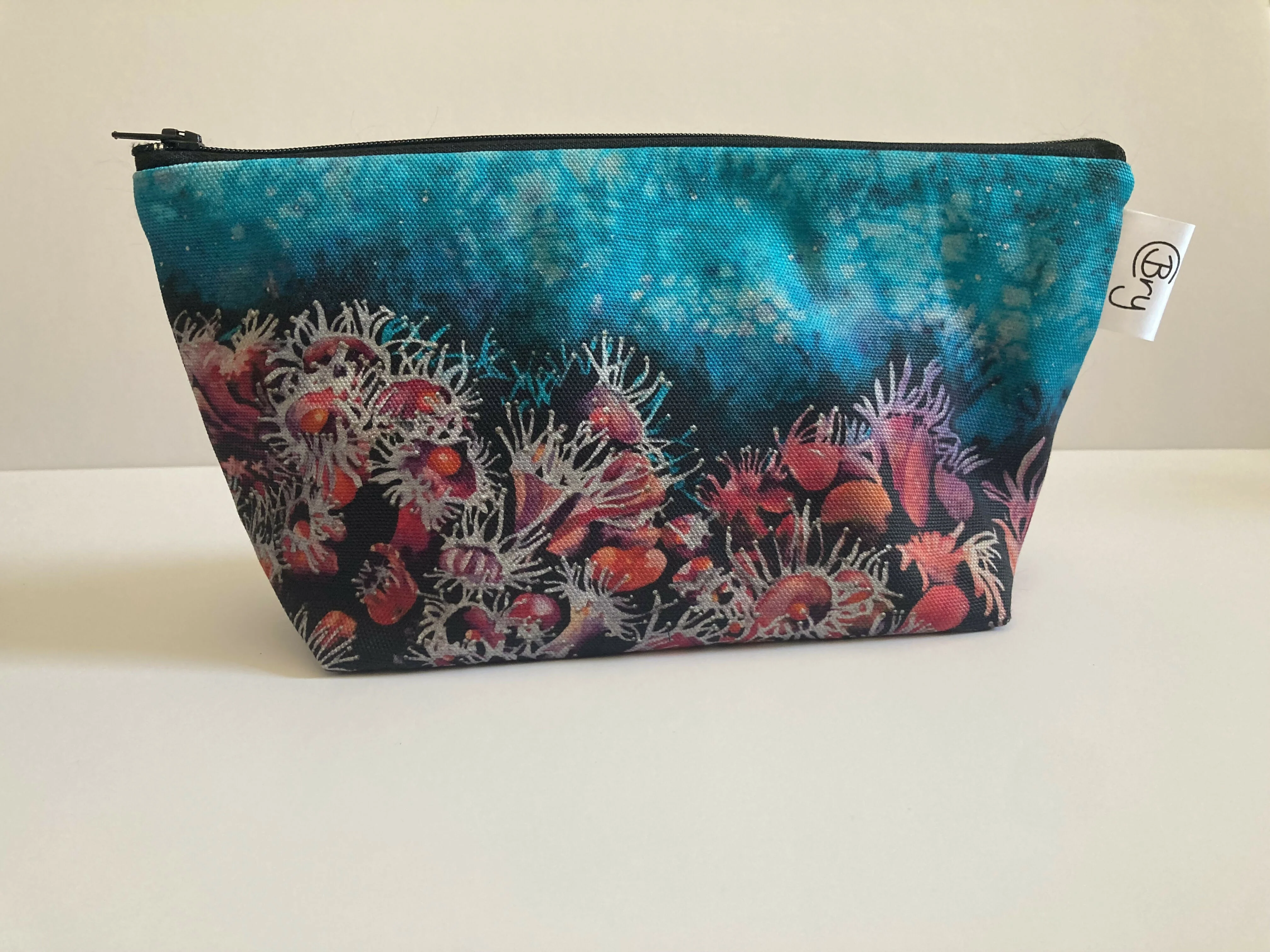 Jewel Anemones - Make-up/Wash bag - Image 4