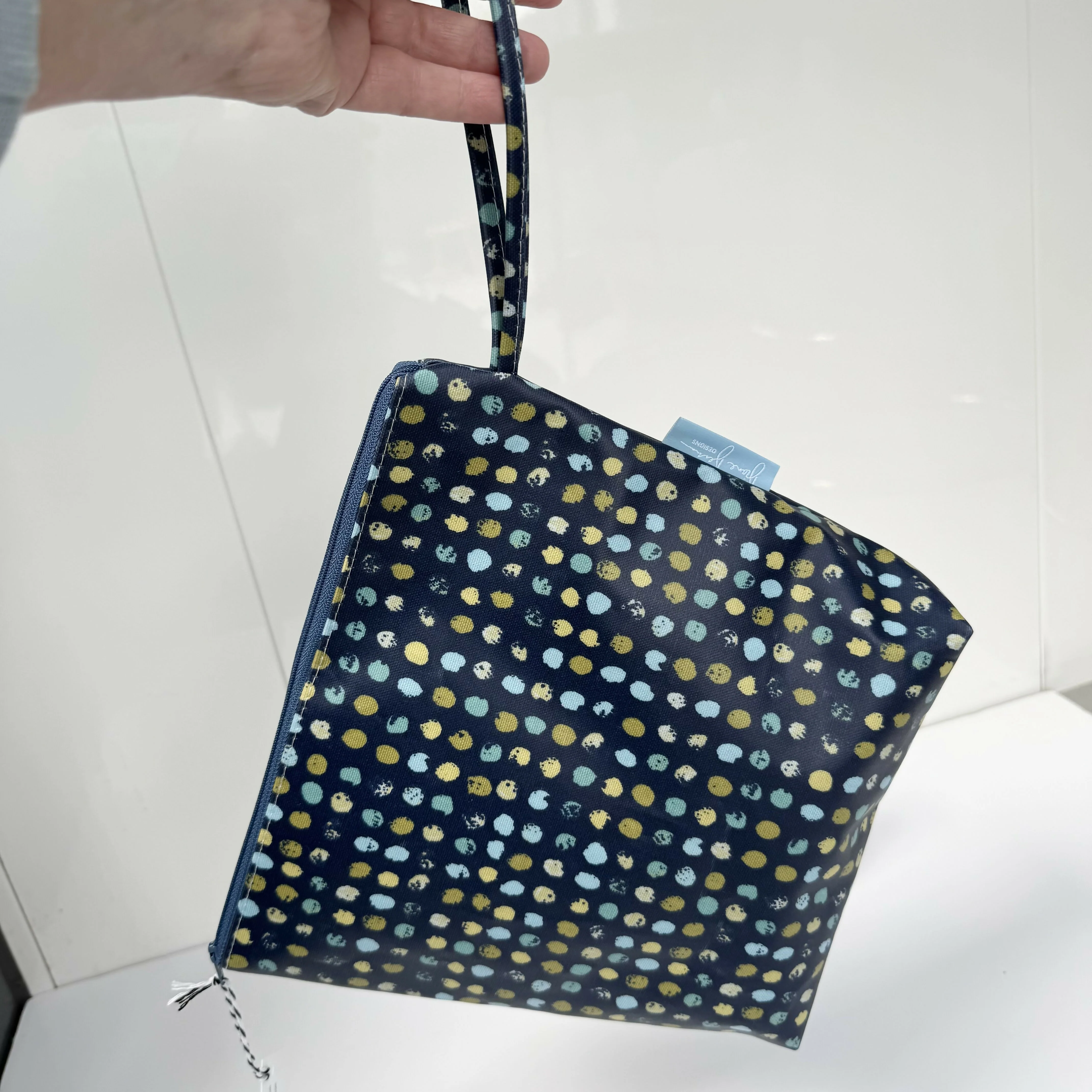 Large Toiletry Bag with Handle - Oilcloth Dots - Image 3