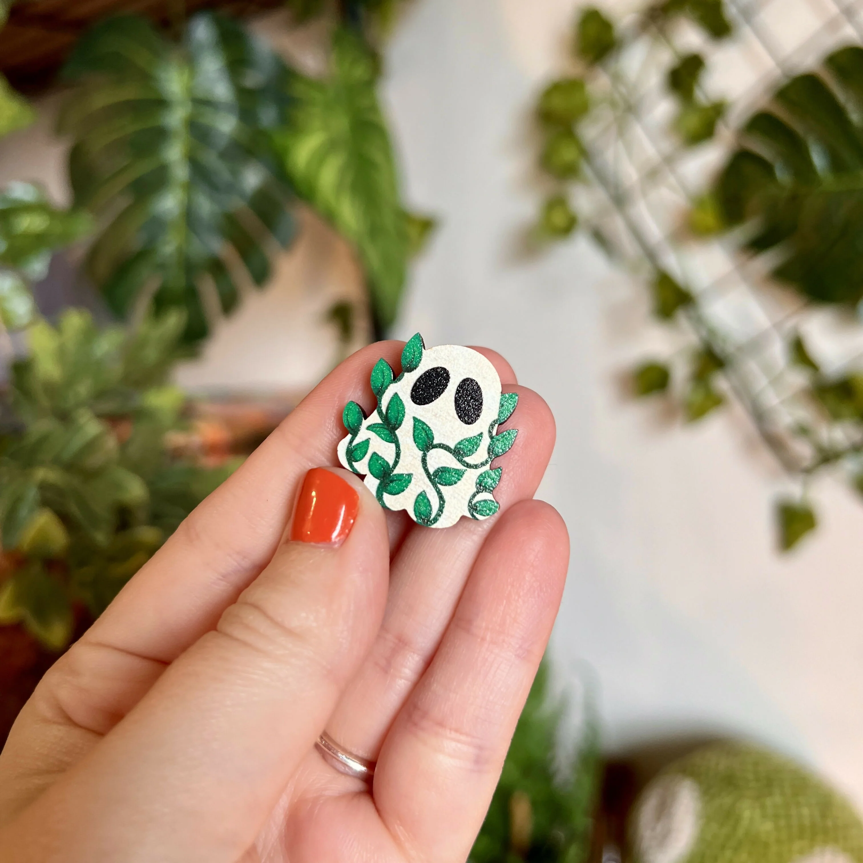 Leafy Ghost Wooden Pin - Image 5