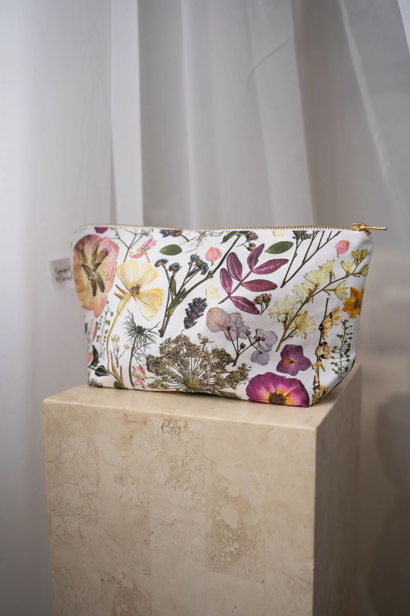 Wash Bag - Image 5